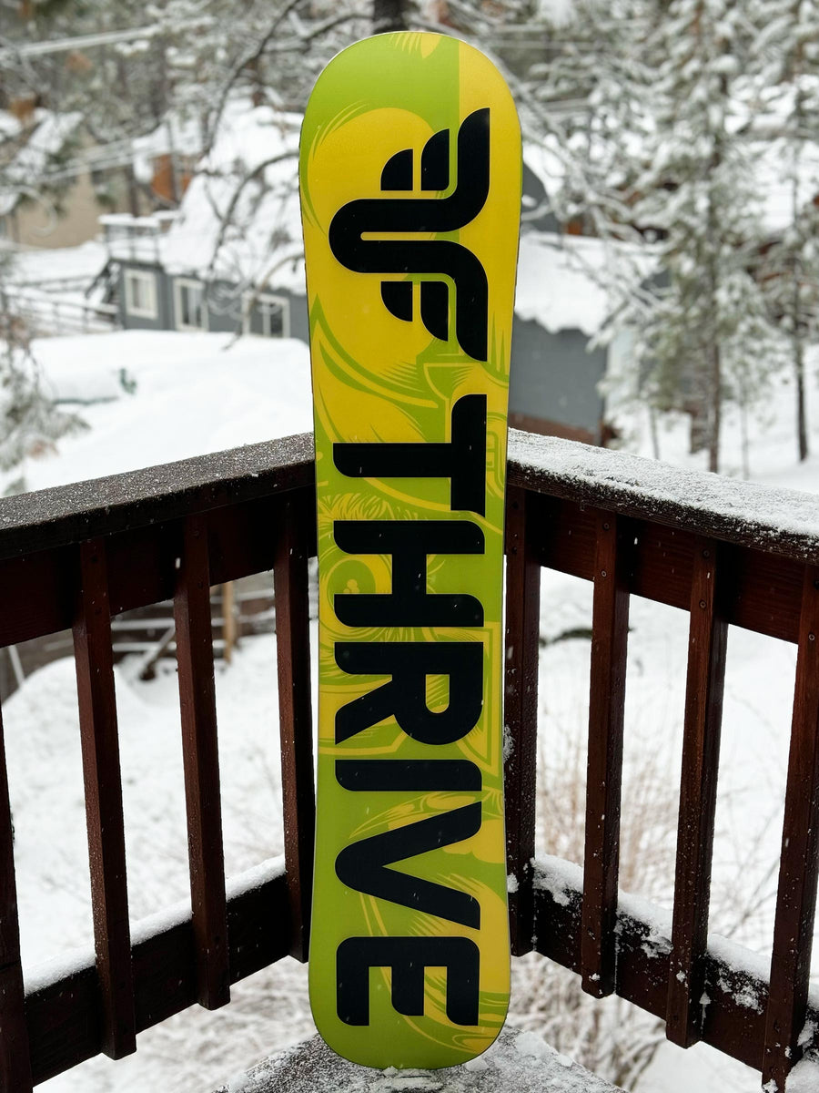 THRIVE ACCOMPLICE CLASSIC SNOWBOARD – Thrive Snowboards